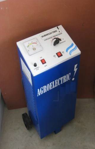 Doble click para ampliar CARGADOR-ARRANCADOR AGROELECTI